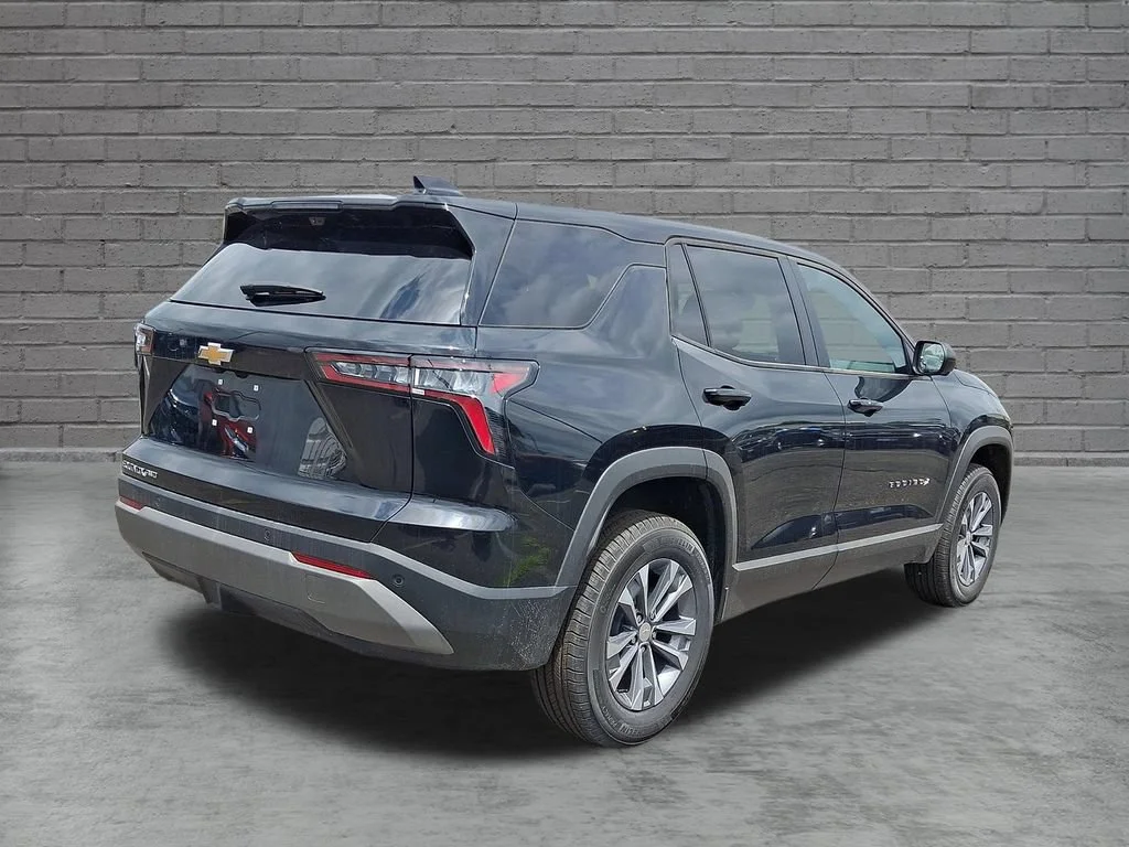 New 2026 Mosaic Black Metallic Chevrolet LT image 8