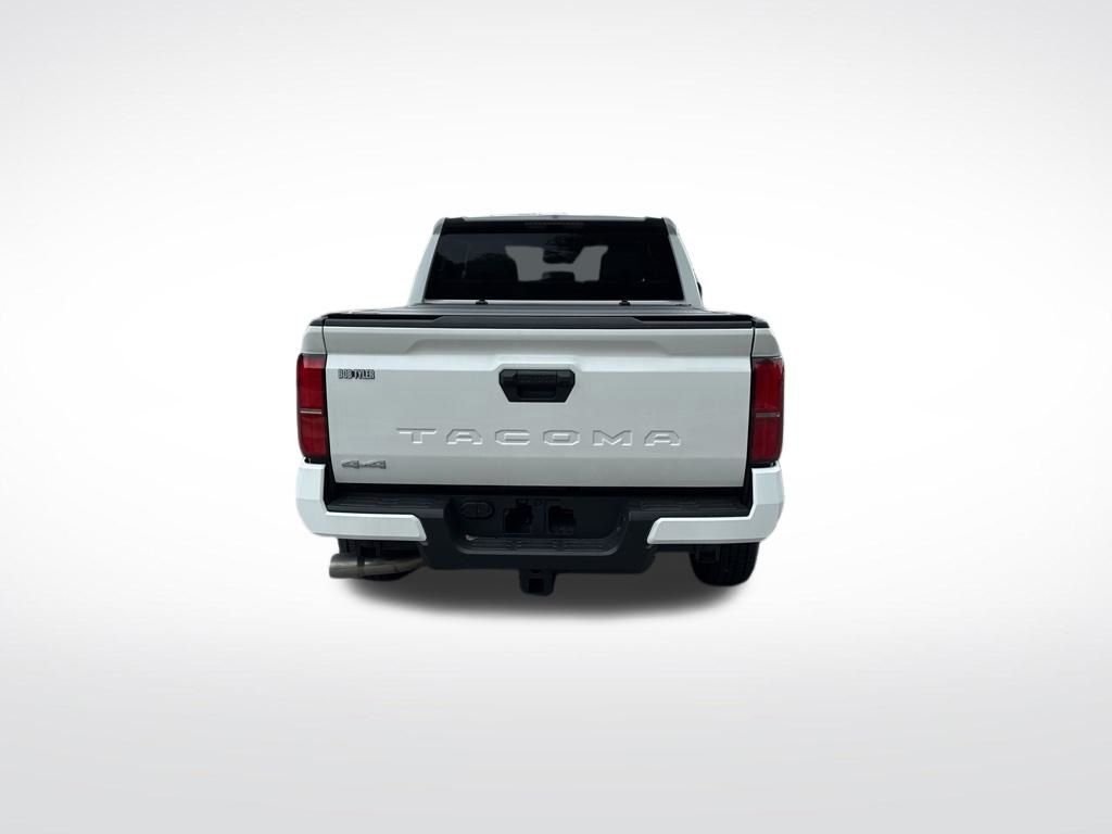 Used 2025 White Toyota SR5 image 6