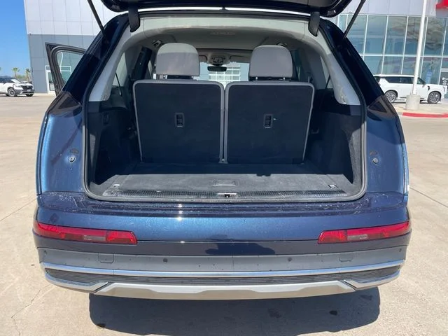 Used 2023  Audi 55 Premium Plus image 5