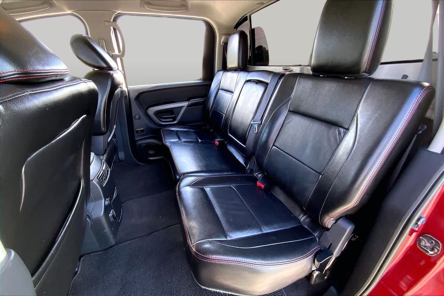 Used 2015 Cayenne Red Nissan PRO-4X image 20