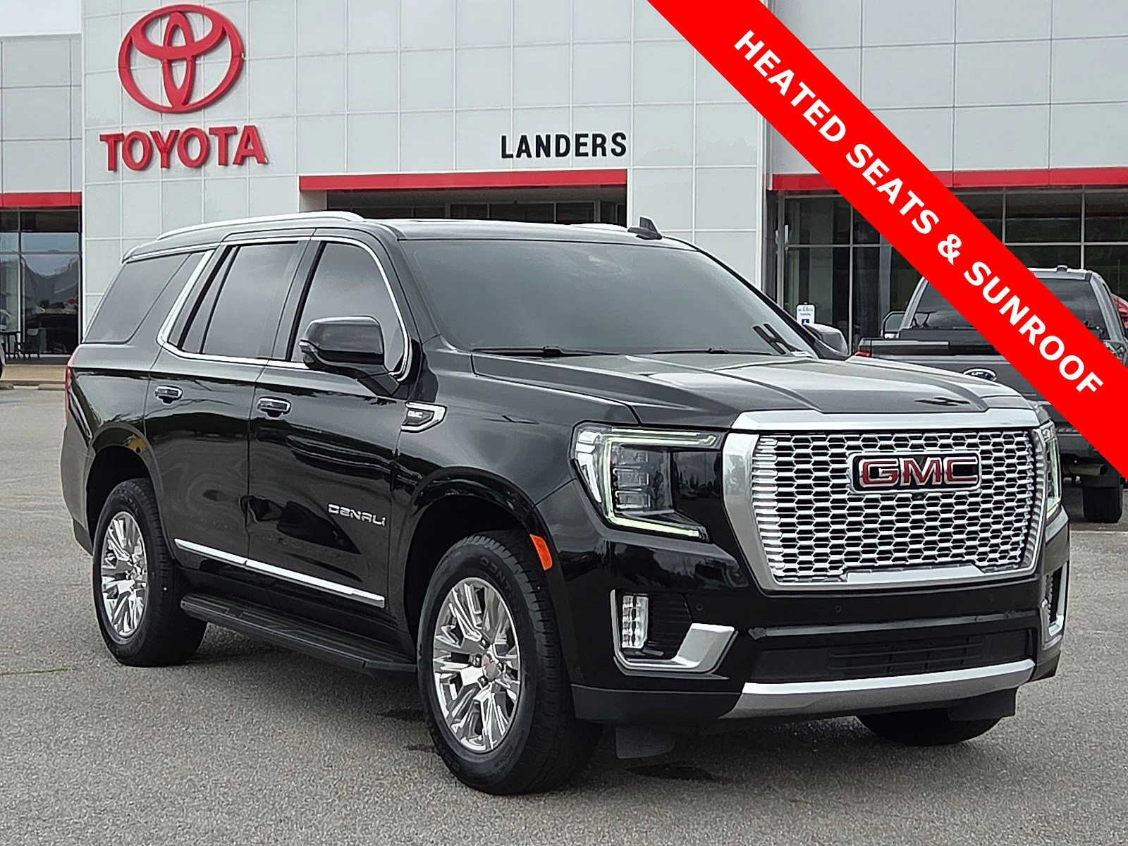 2024 GMC Yukon 4WD Denali's photo