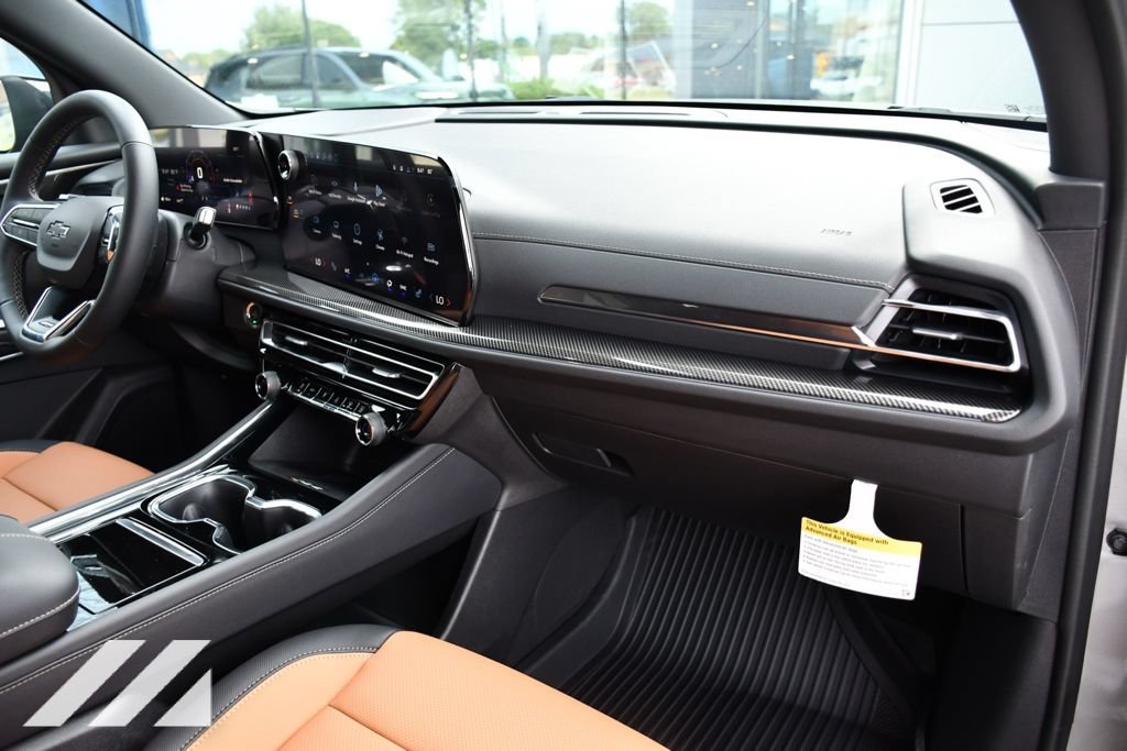 2027 Chevrolet Traverse Z71 - Photo 31