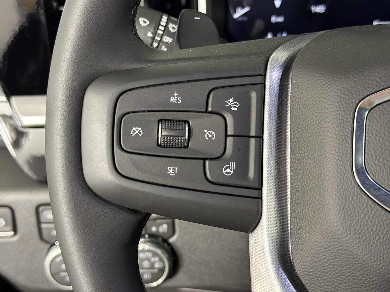 New 2026 Onyx Black GMC Elevation image 23