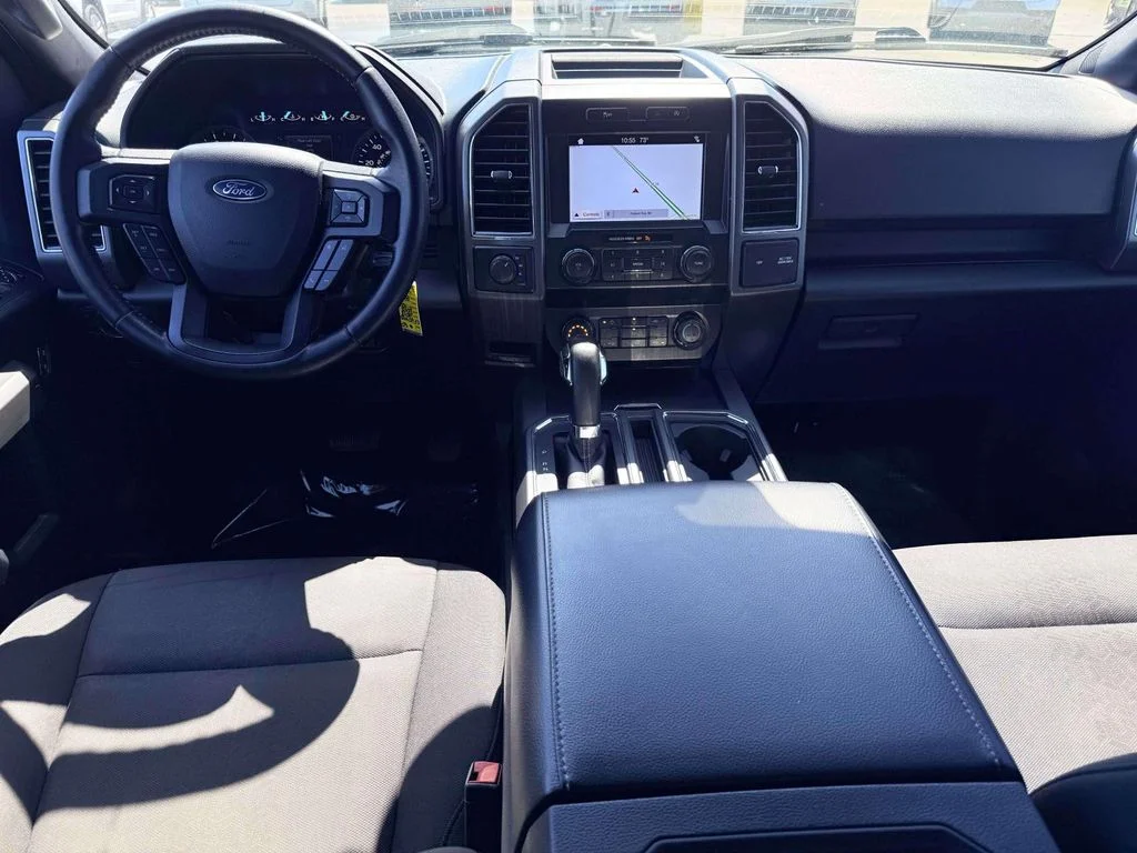 Used 2019 Black Ford XLT image 3
