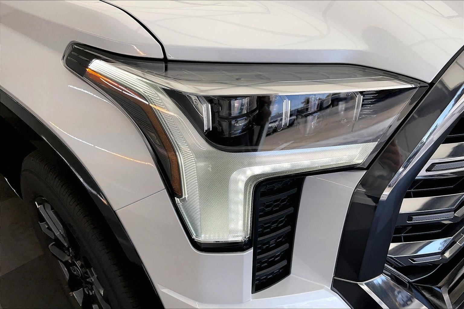 New 2026 Wind Chill Pearl Toyota Platinum i-FORCE MAX image 15