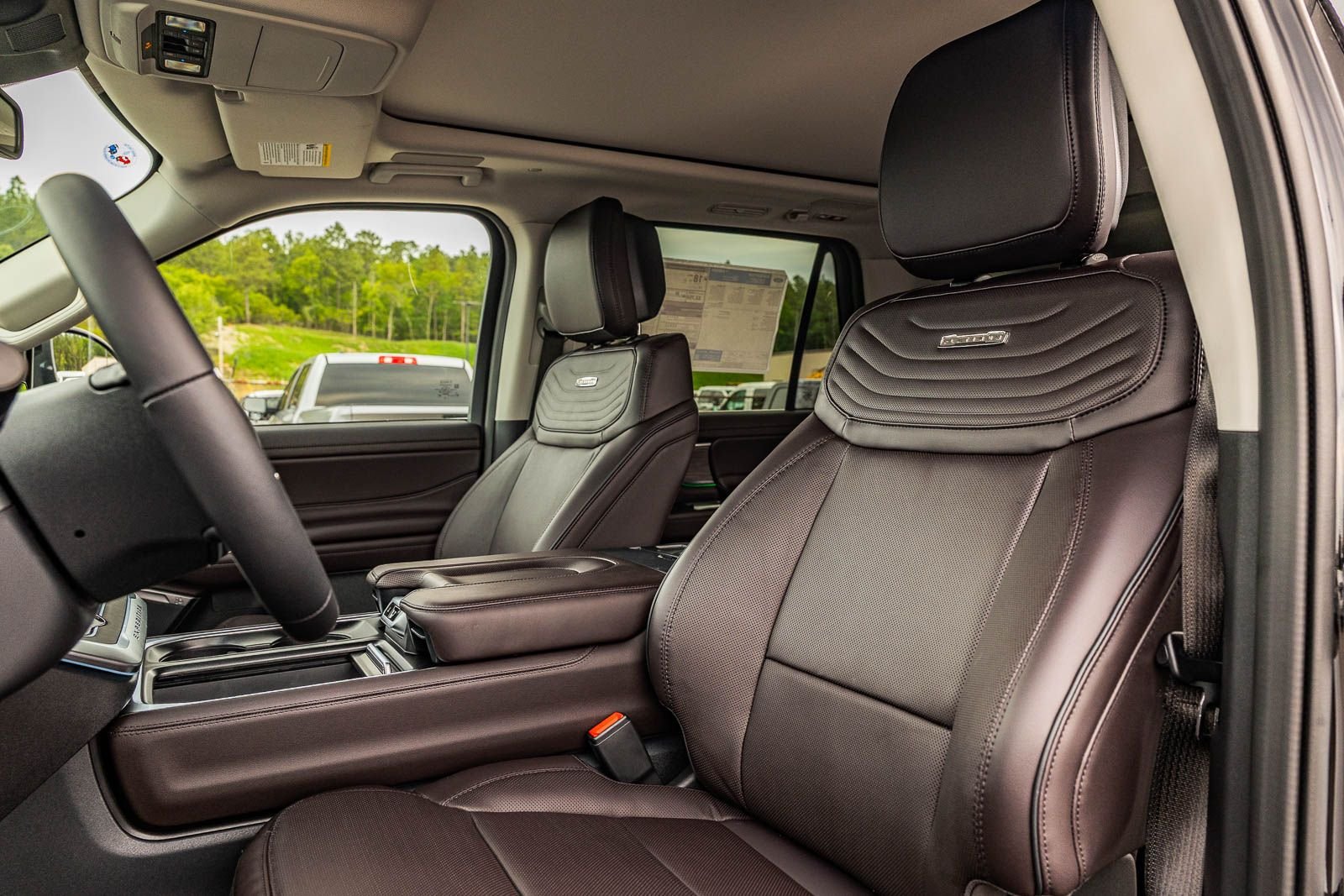 New 2026 Agate Black Metallic Ford Platinum® image 22