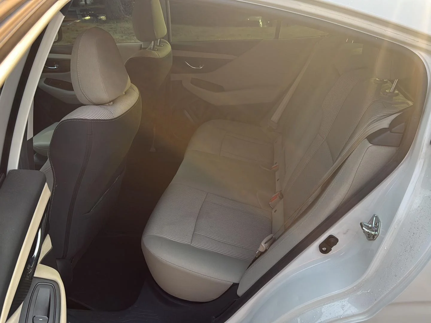 Used 2020 Crystal White Pearl Subaru Premium image 8