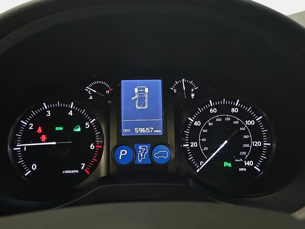 Used 2017 Black Lexus 460 image 19