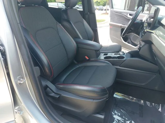 Used 2023 Silver Ford ST-Line image 10