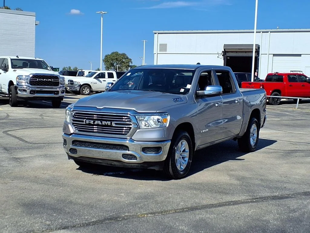 Used 2024 RAM Ram 1500 Pickup Laramie with VIN 1C6RREJT3RN220498 for sale in Kansas City