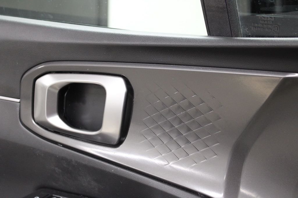 2023 Kia Sorento S - Photo 19