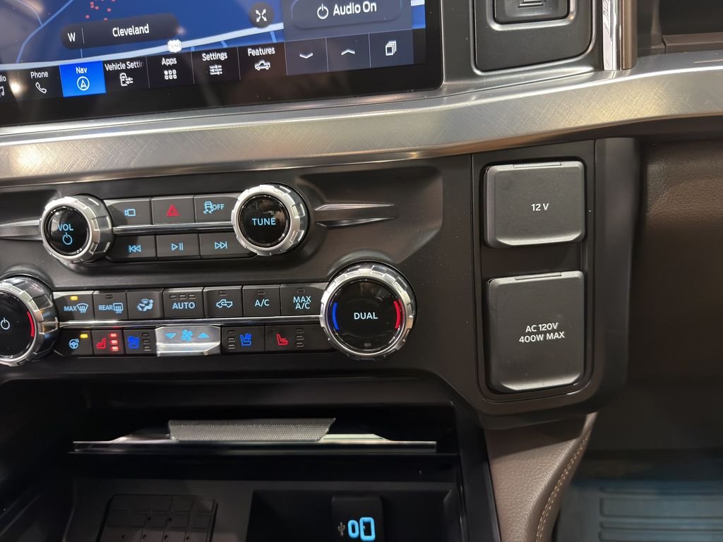 Used 2025 Star White Metallic Tri-Coat Ford King Ranch image 37