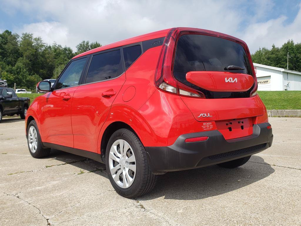 Used 2022 Inferno Red Kia LX image 5