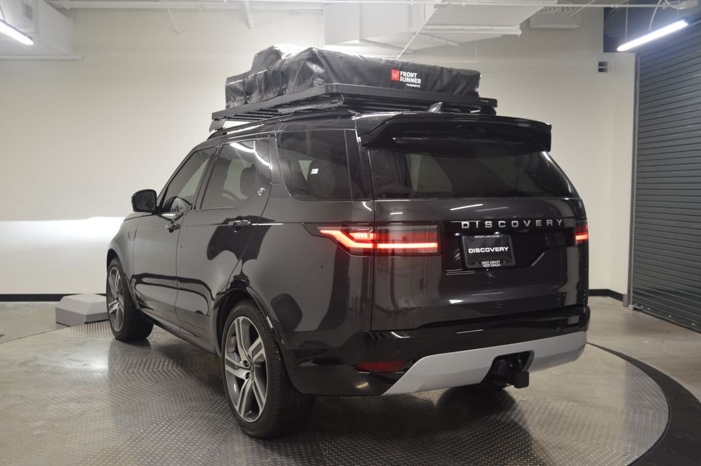 Used 2025 Gray Land Rover Metropolitan Edition image 3