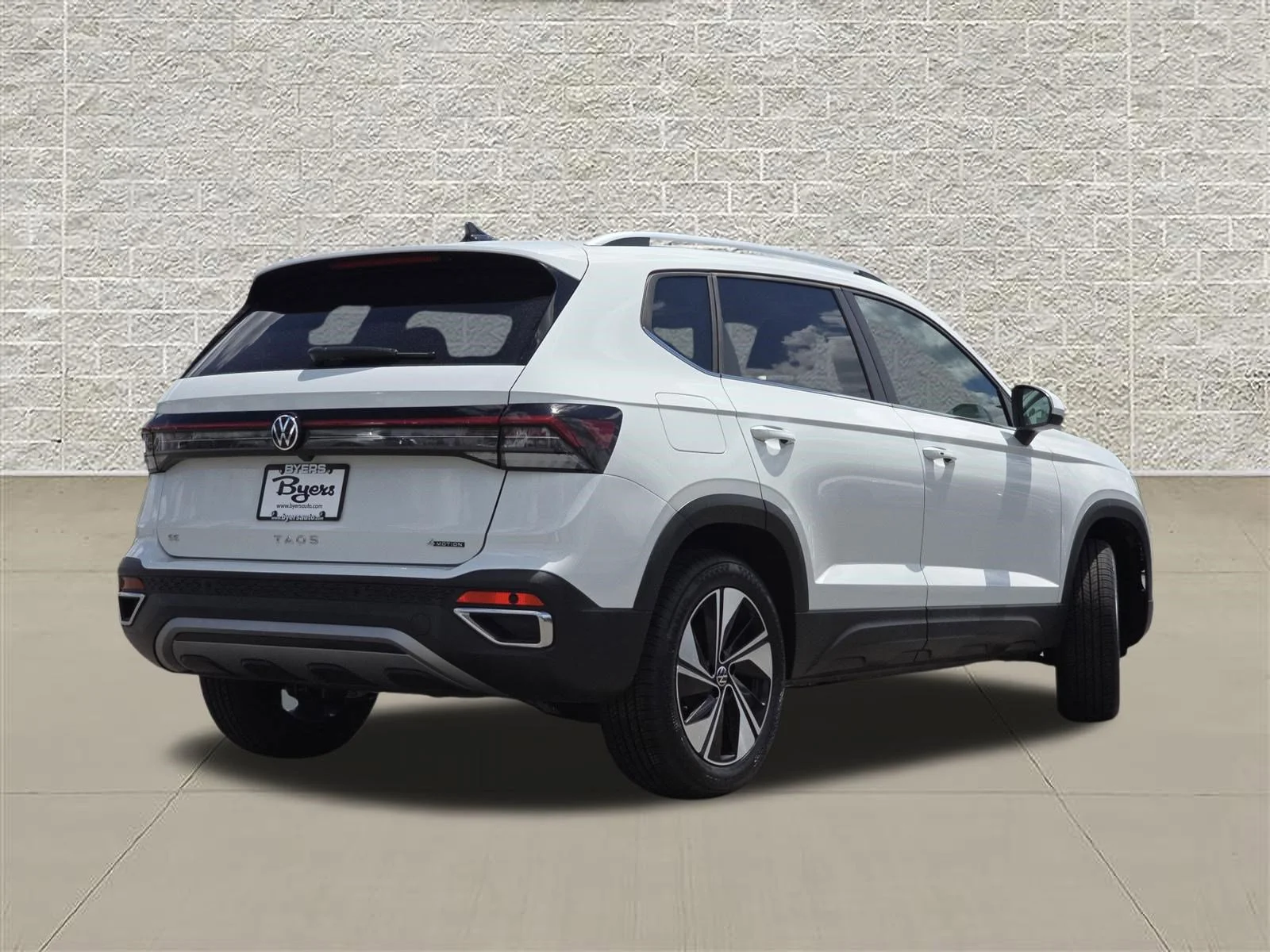 New 2026 Pure White Volkswagen SE image 7