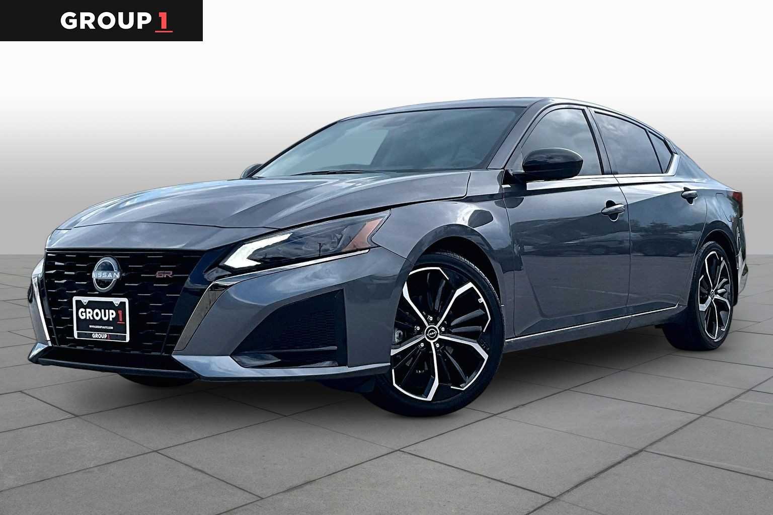 2025 Nissan Altima SR