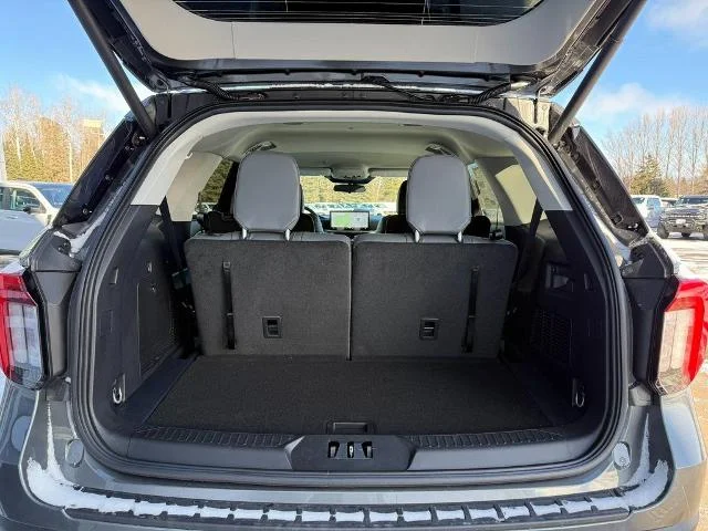 2026 Ford Explorer Active - Photo 33