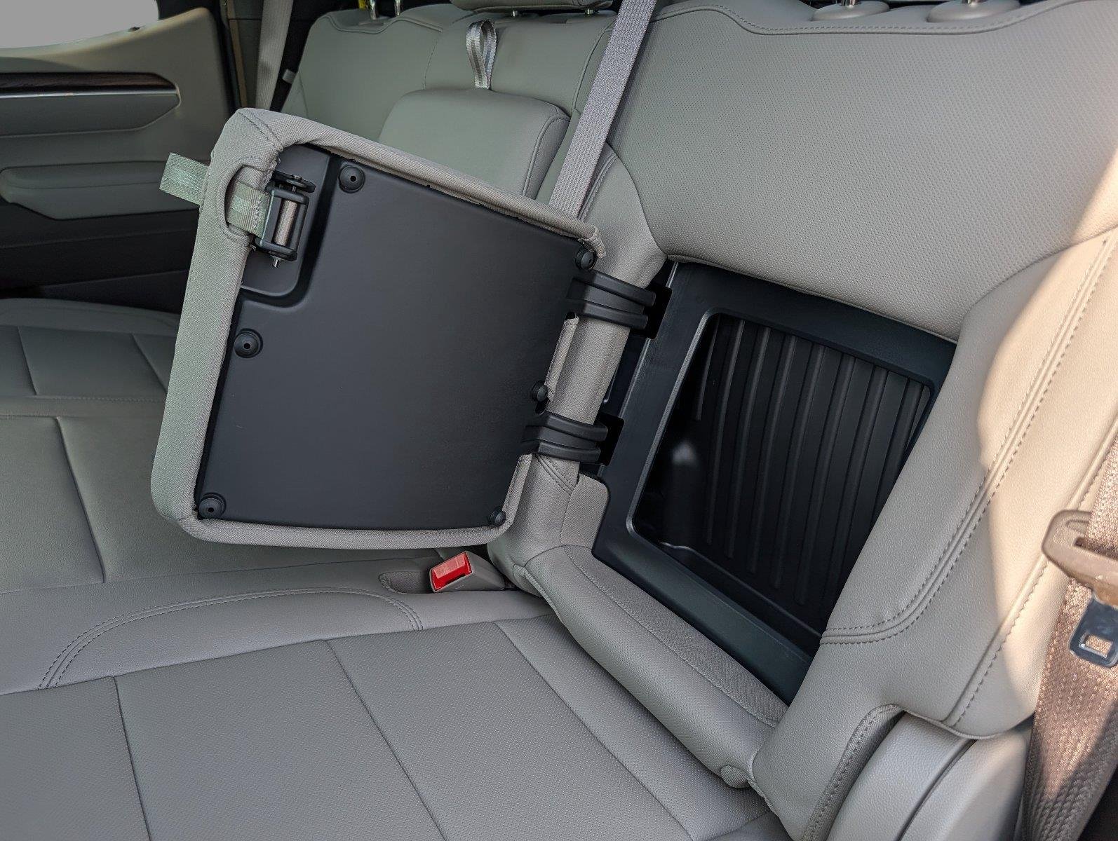 New 2026 Summit White GMC SLT image 34