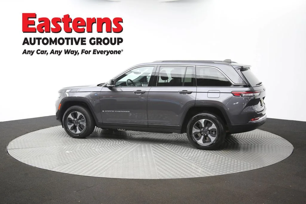 Used 2024 Gray Jeep 4xe image 66