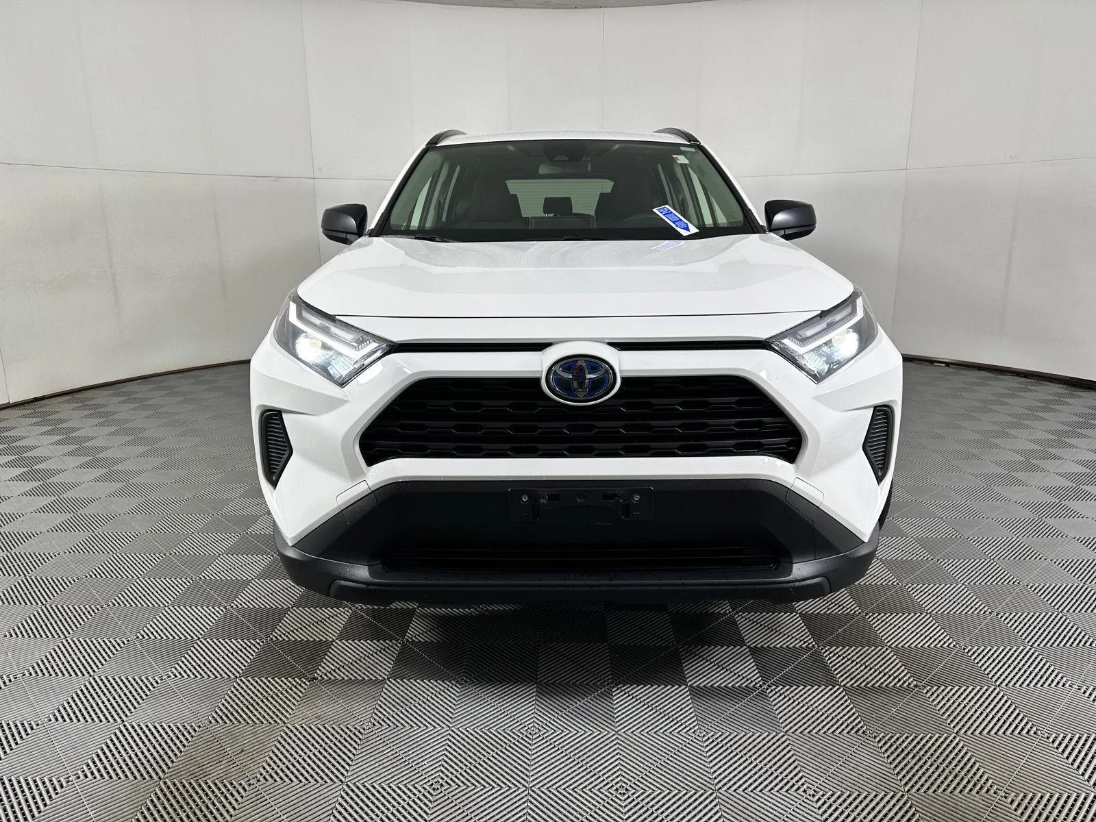 Used 2024 Ice Cap Toyota LE image 2
