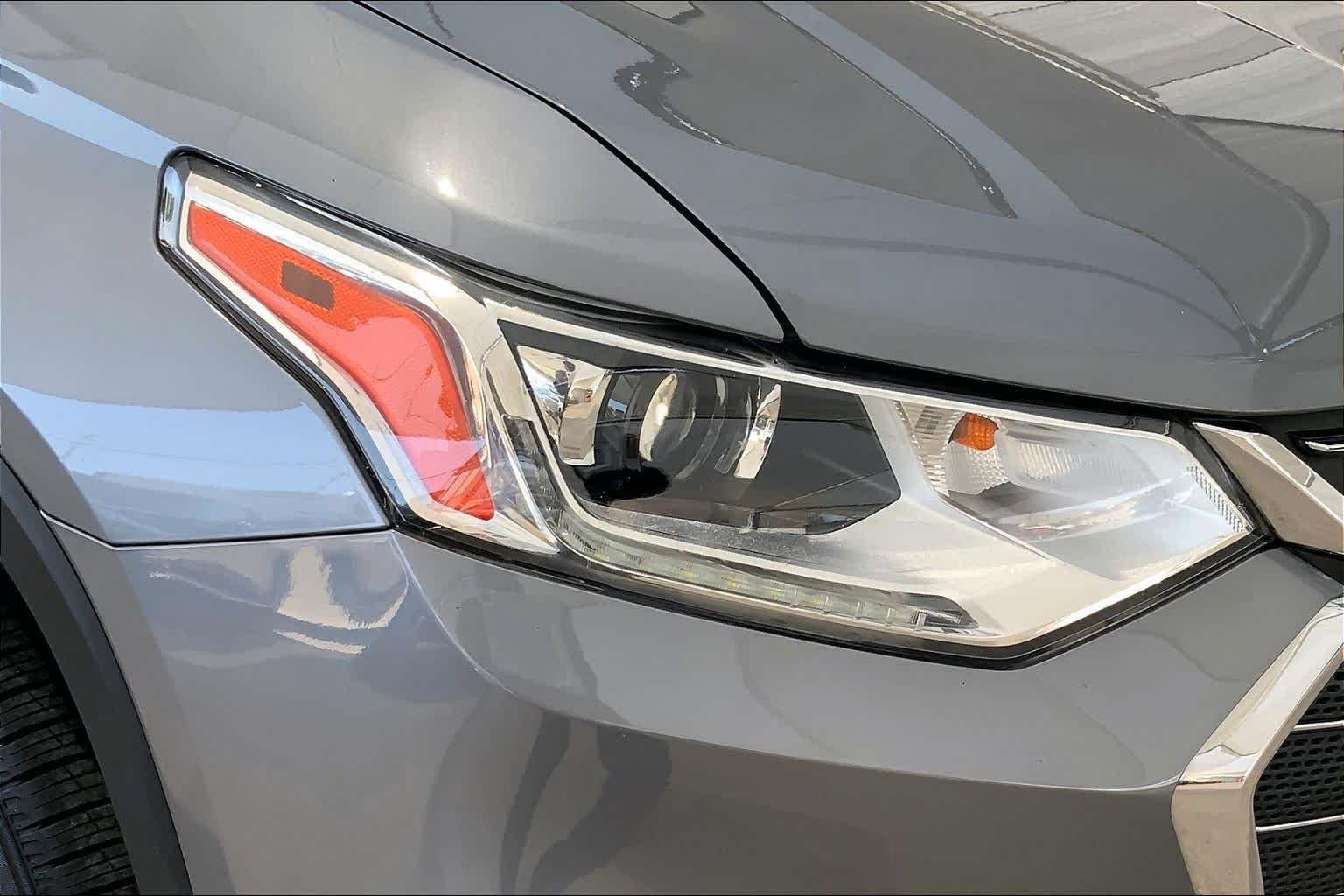 Used 2019 Satin Steel Metallic Chevrolet LT Leather image 28