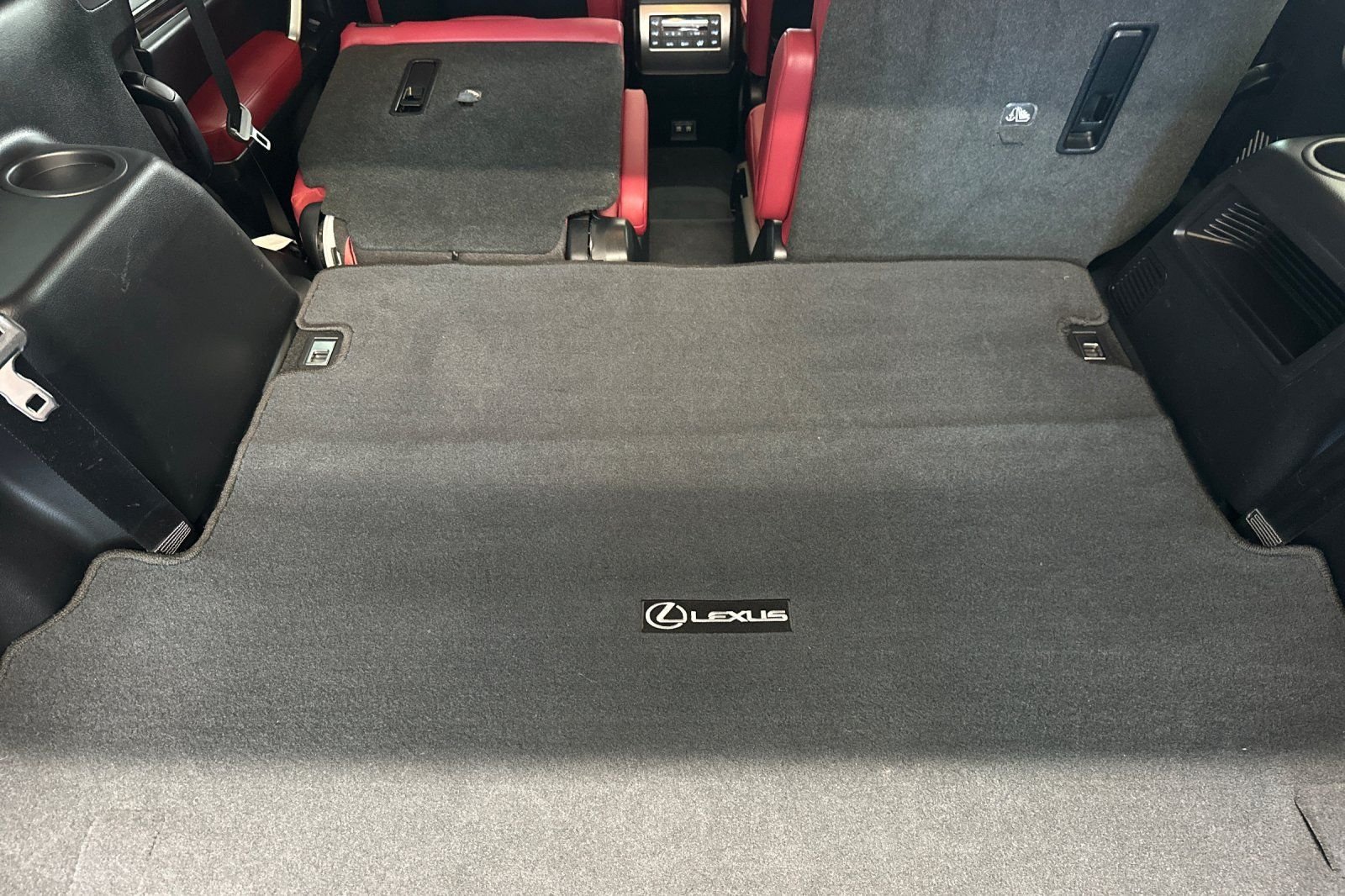 Used 2022 Silver Lexus 460 image 18