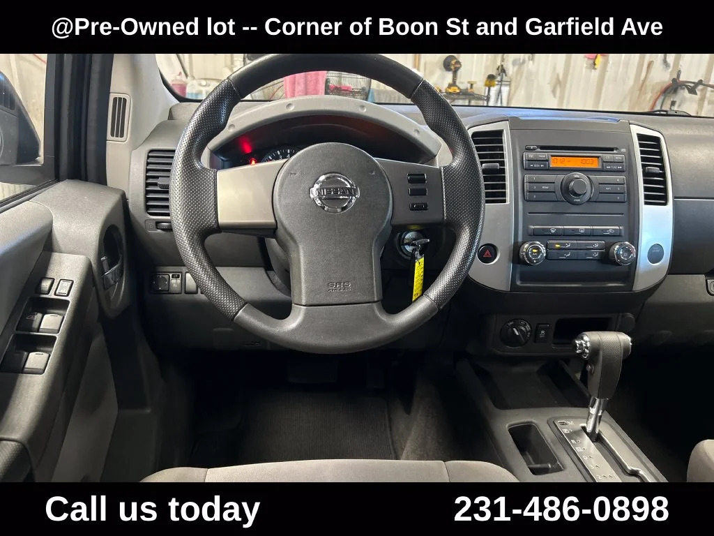 Used 2012 Silver Nissan S image 17