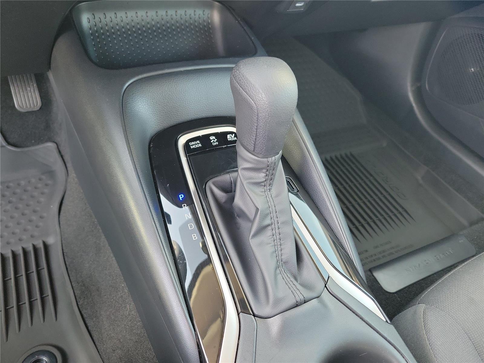 Used 2026 Classic Silver Metallic Toyota Hybrid LE image 31