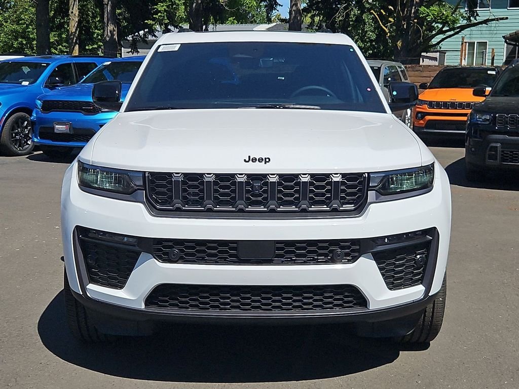 New 2026 Bright White Clear-Coat Exterior Paint Jeep  image 2