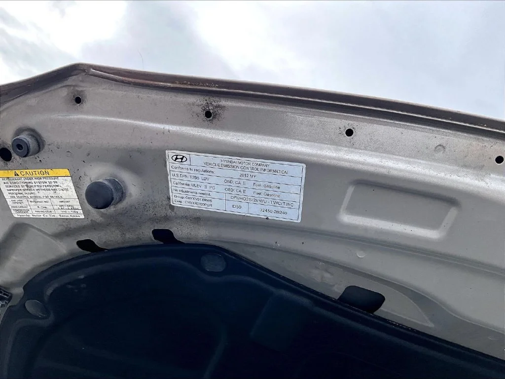 Used 2012 Brown Hyundai GLS image 35