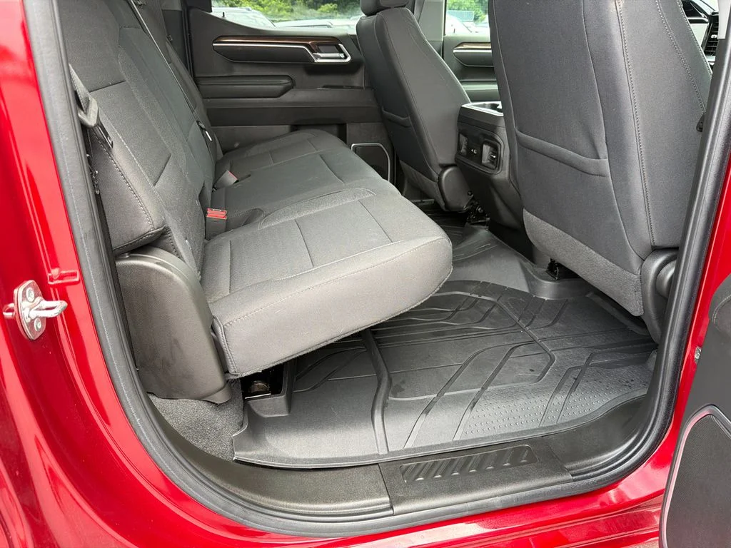Used 2025 Red Chevrolet RST image 15