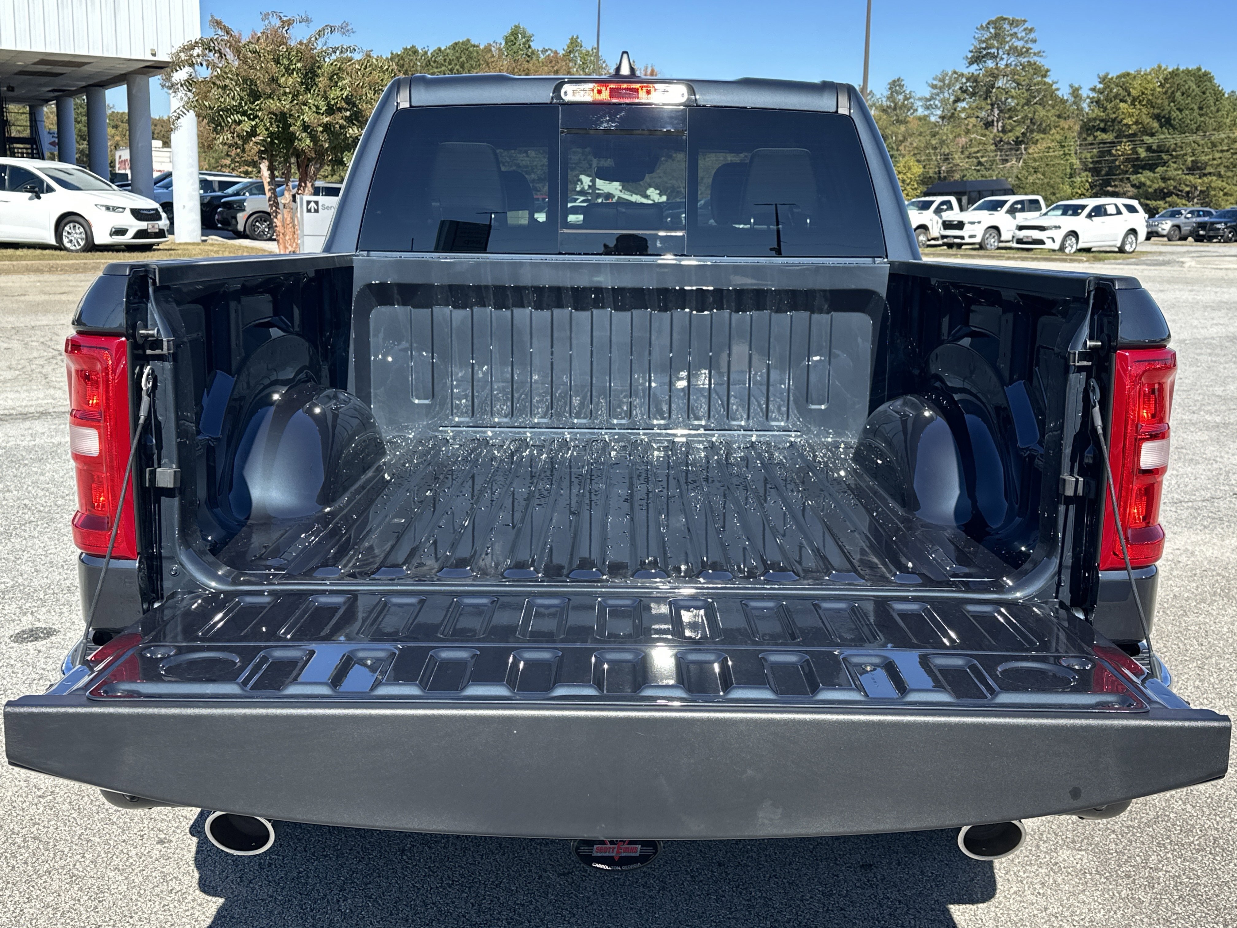 2026 RAM 1500 Laramie - Photo 19