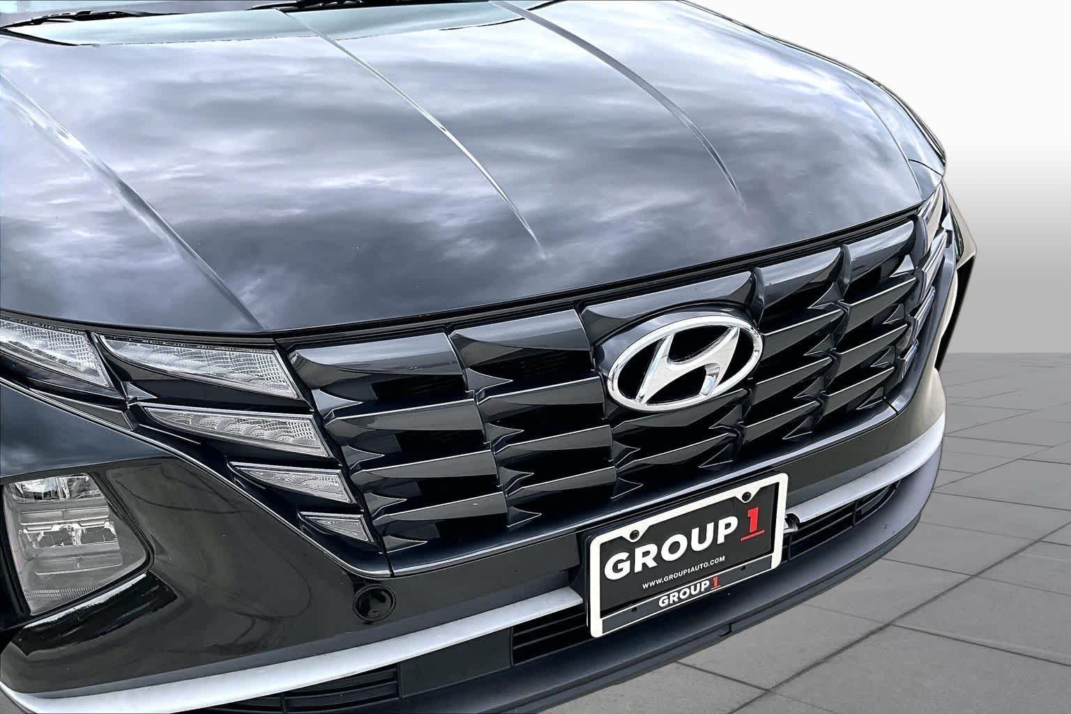 Used 2022 Phantom Black Hyundai SEL Convenience image 28