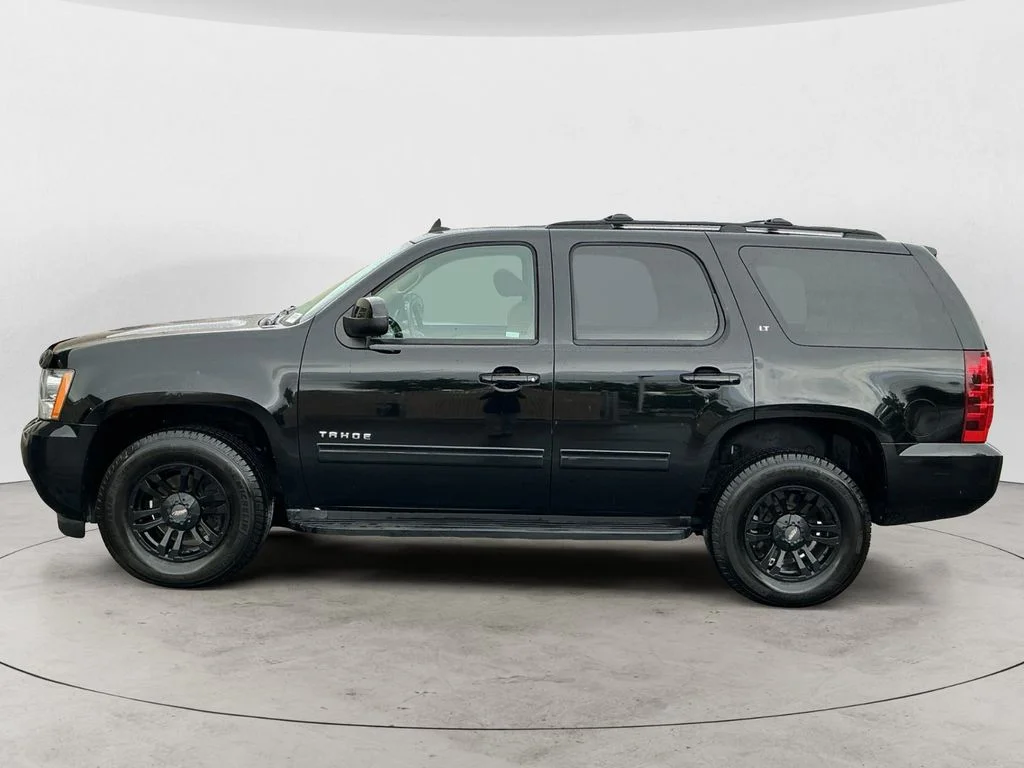 Used 2011 Black Chevrolet LT image 8