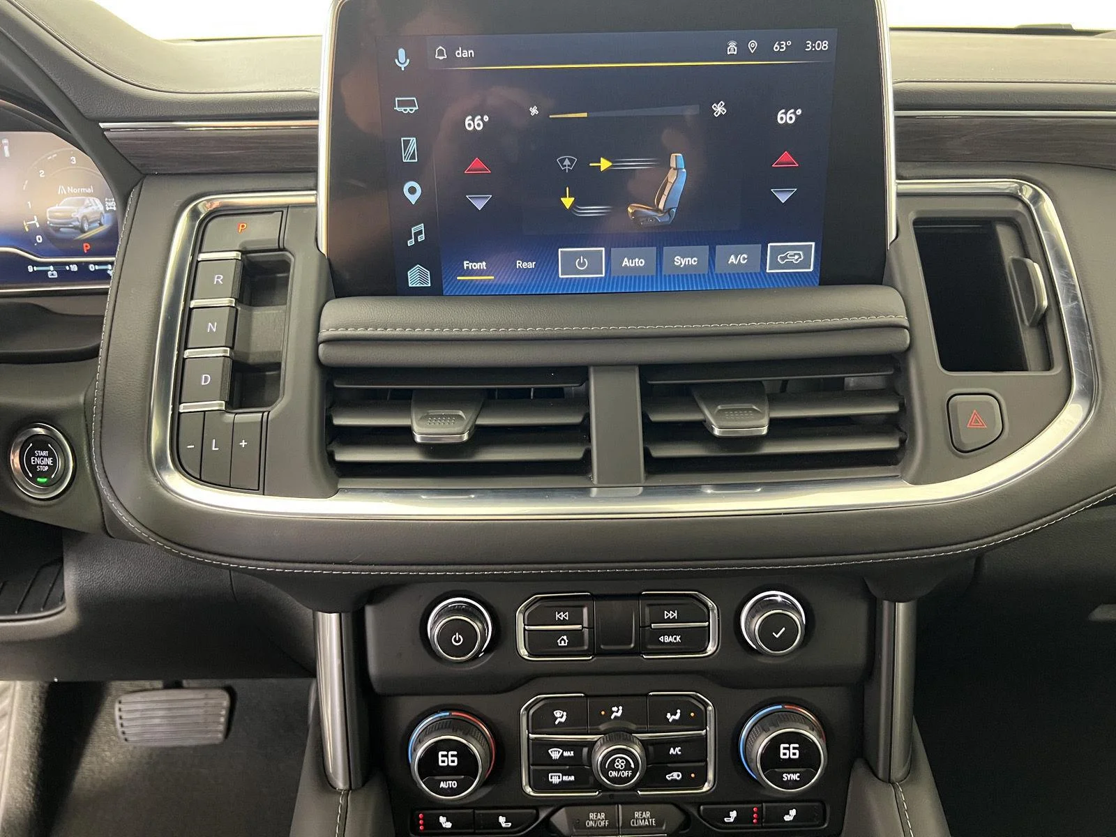 Used 2024 Summit White Chevrolet Z71 image 18