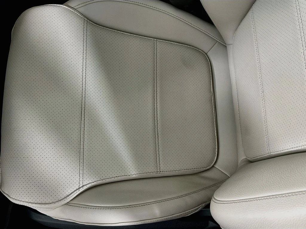 Used 2024 White Mercedes-Benz C 300 image 17