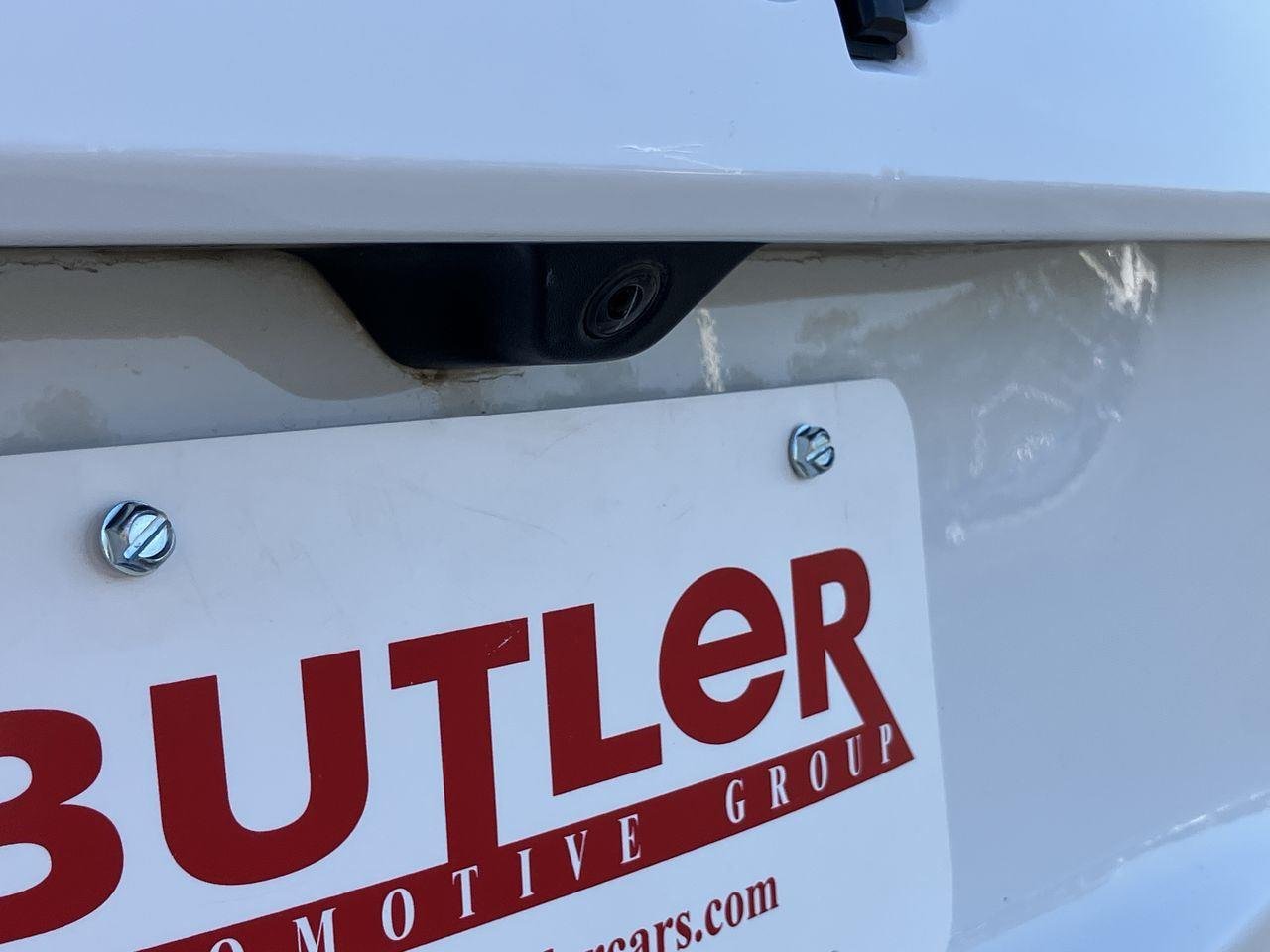 Used 2019 White (Bright White Clearcoat) Jeep Altitude image 10