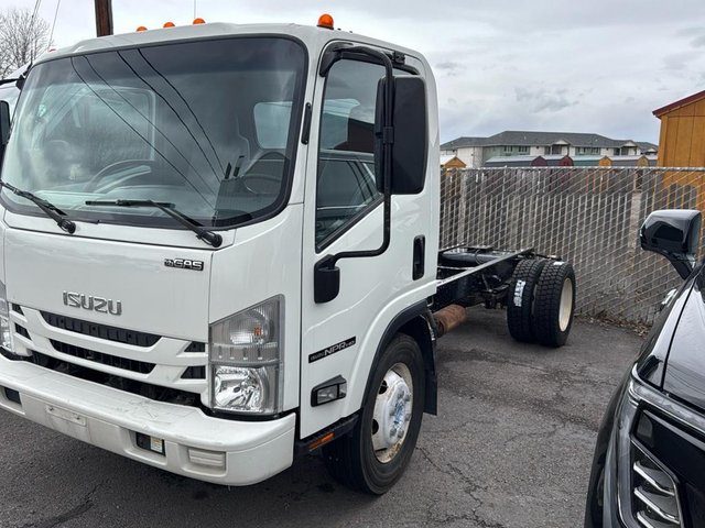 2019 Isuzu NPR-HD 