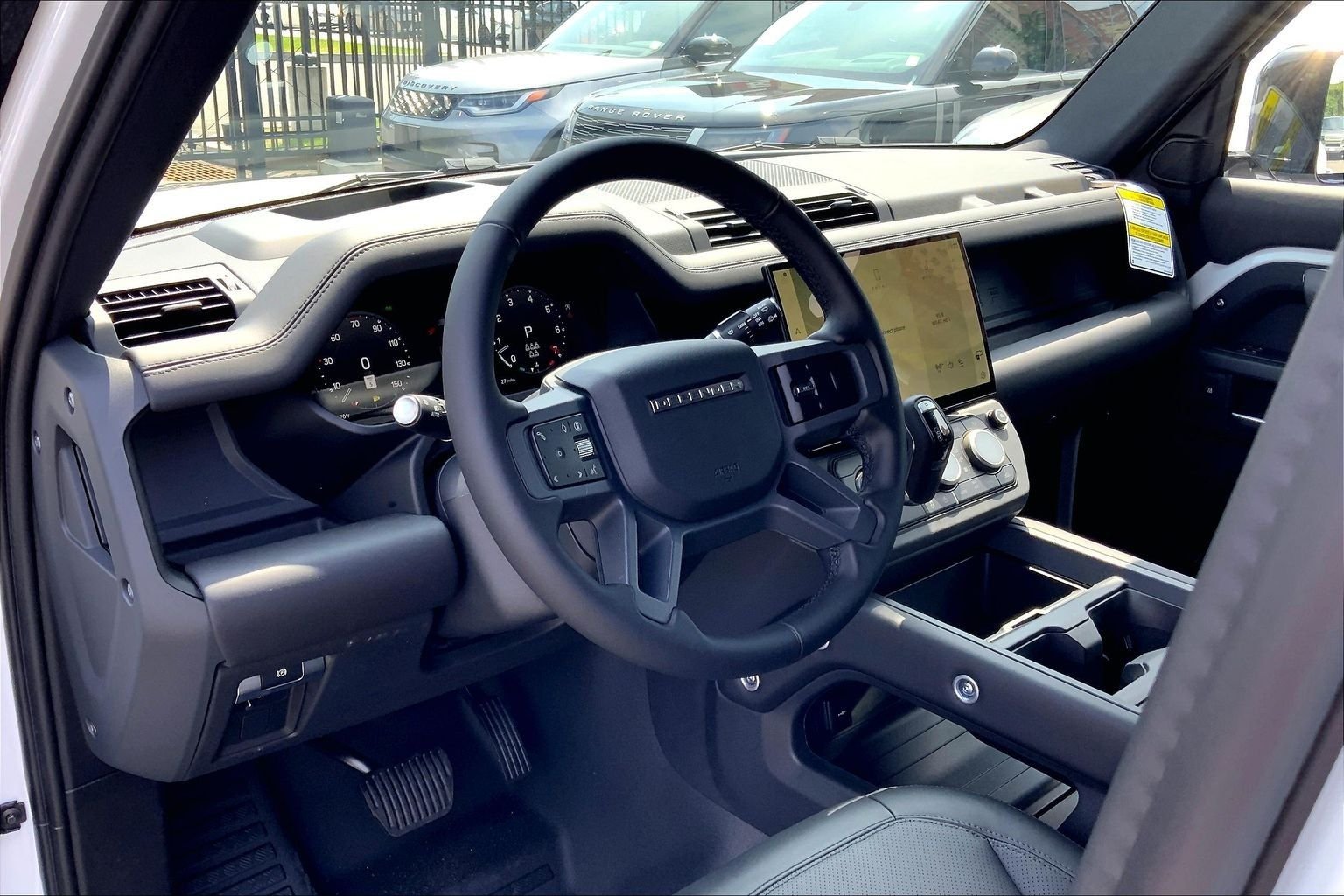New 2026 Fuji White Land Rover X-Dynamic SE image 8