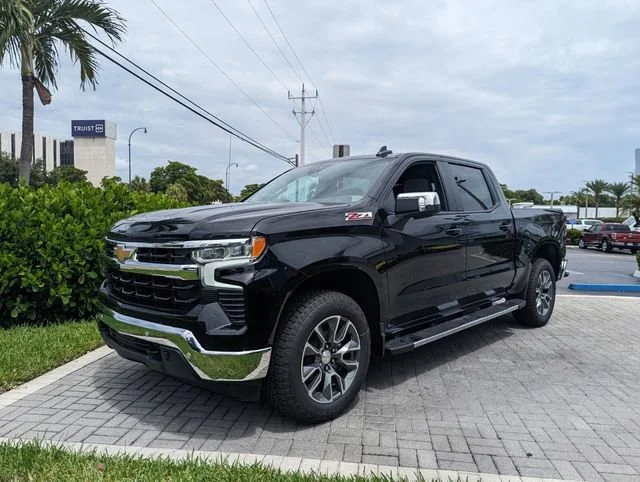 New 2026 Black Chevrolet LT image 4