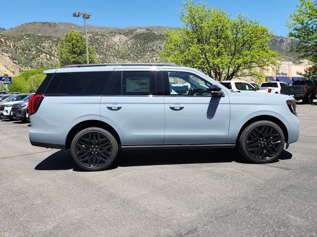 New 2026 Glacier Gray Metallic Tri-Coat Ford Platinum® image 2