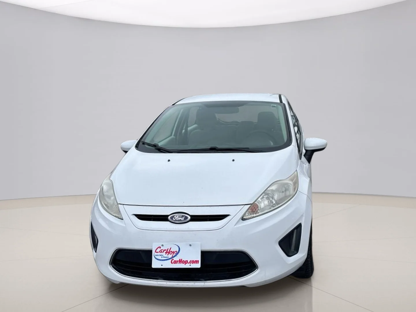 Used 2011 White Ford SE image 2