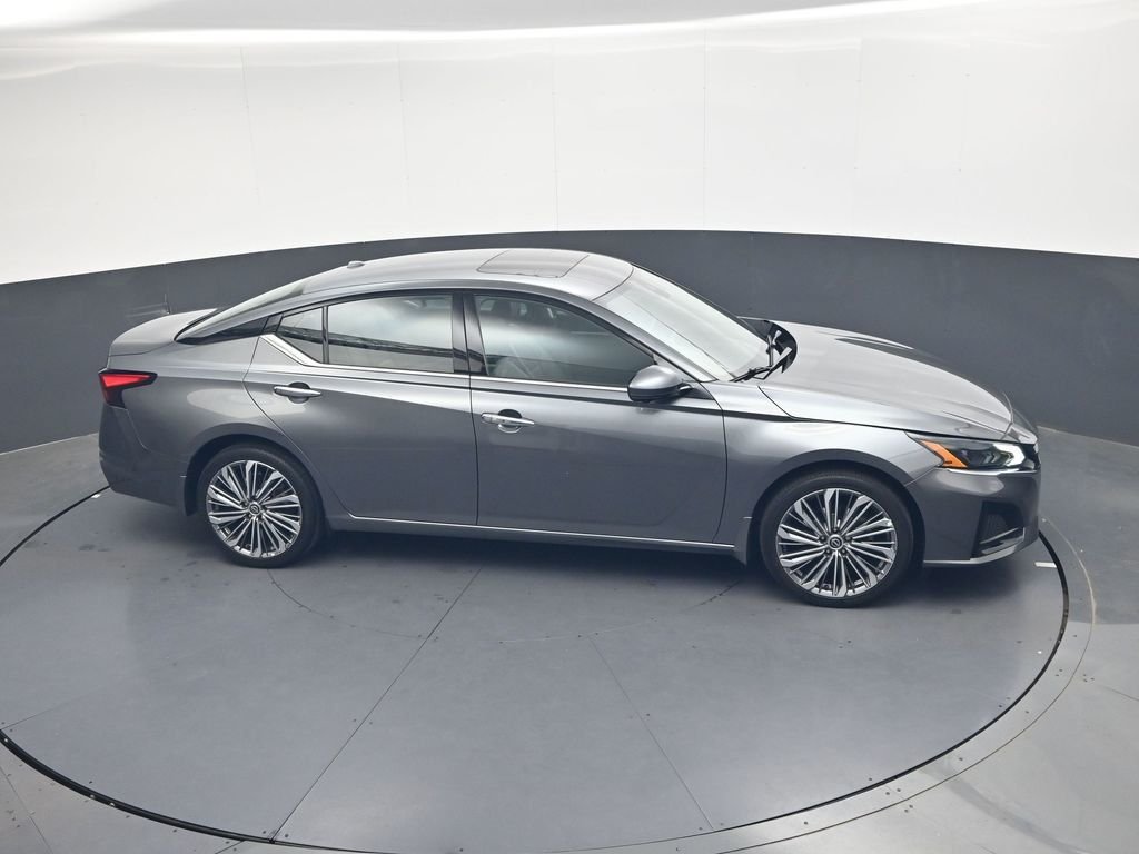 Used 2023 Gray Nissan 2.5 SL image 34