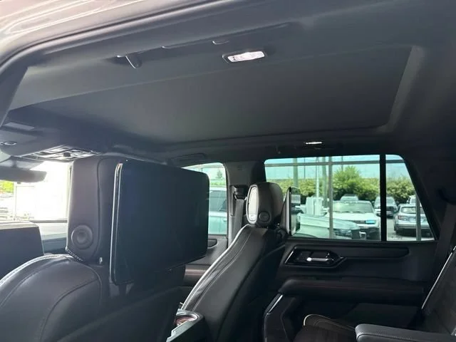 Used 2026 Sterling Metallic GMC AT4 Ultimate image 5