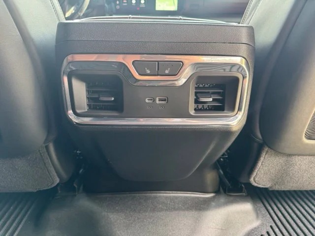 Used 2025 White GMC Denali Ultimate image 23