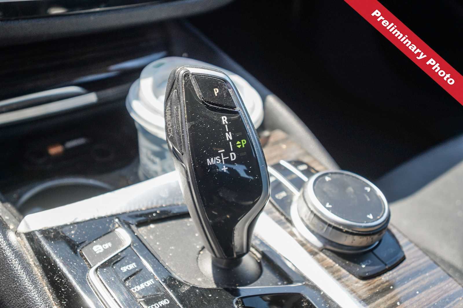 Used 2019 Alpine White BMW 530i image 17