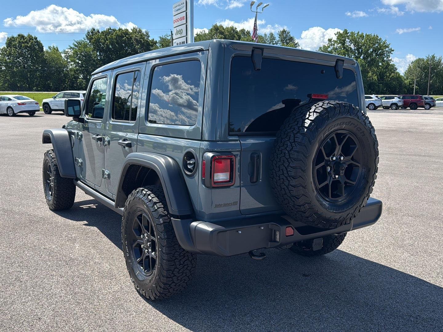 New 2026 Anvil Clear-Coat Exterior Paint Jeep SPORT 4 DOOR 4X4 image 15