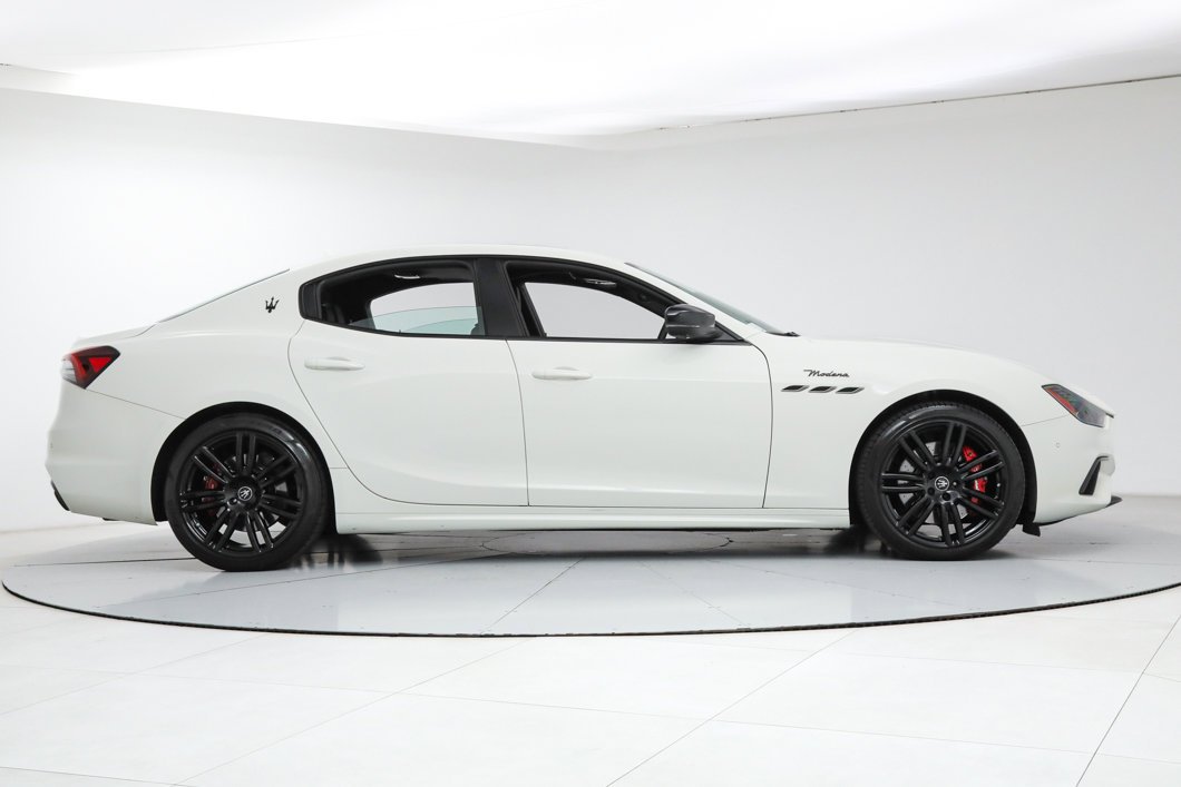 Used 2023 White Maserati Modena image 6