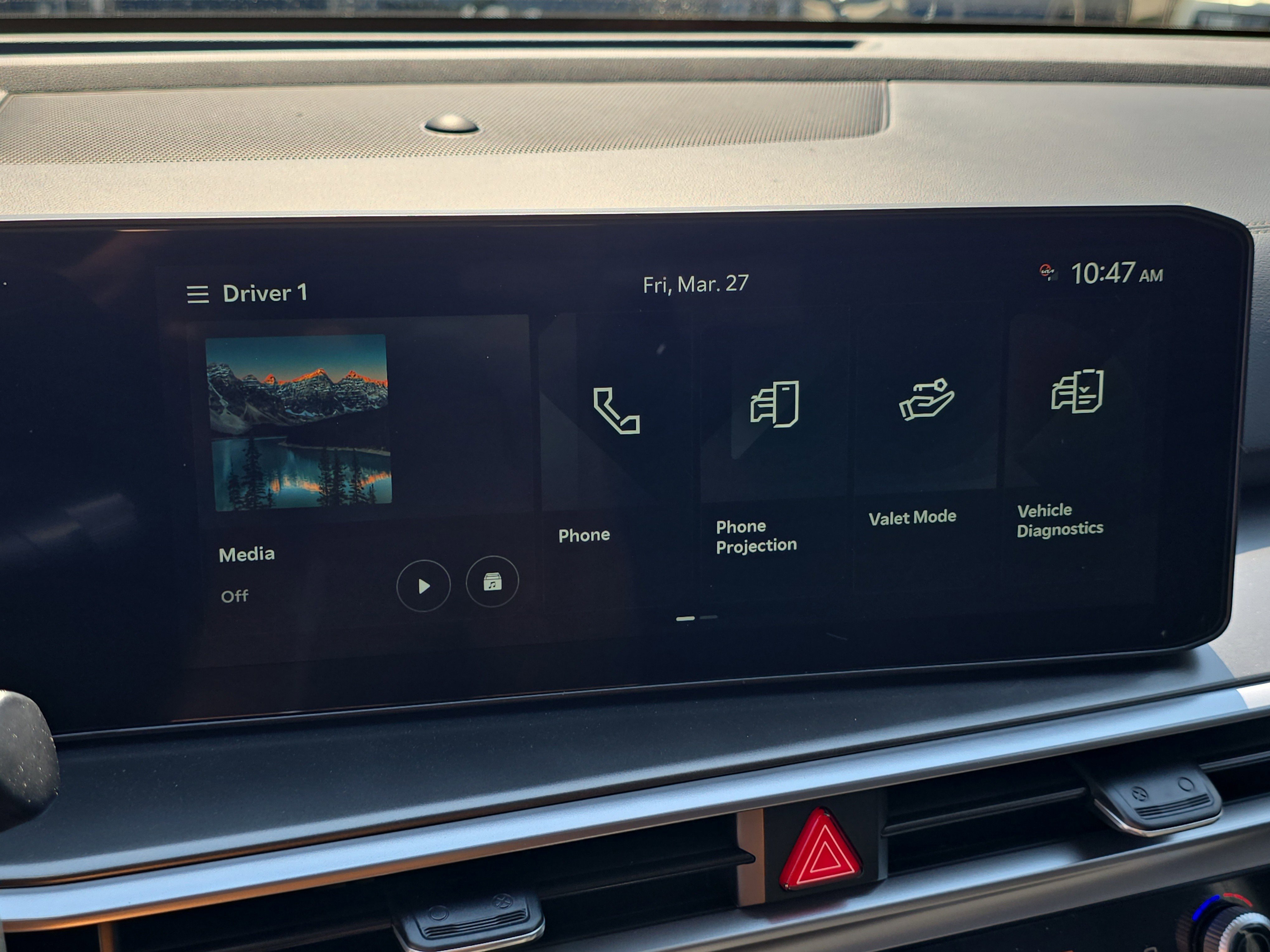 New 2026 Wolf Gray Kia S image 23