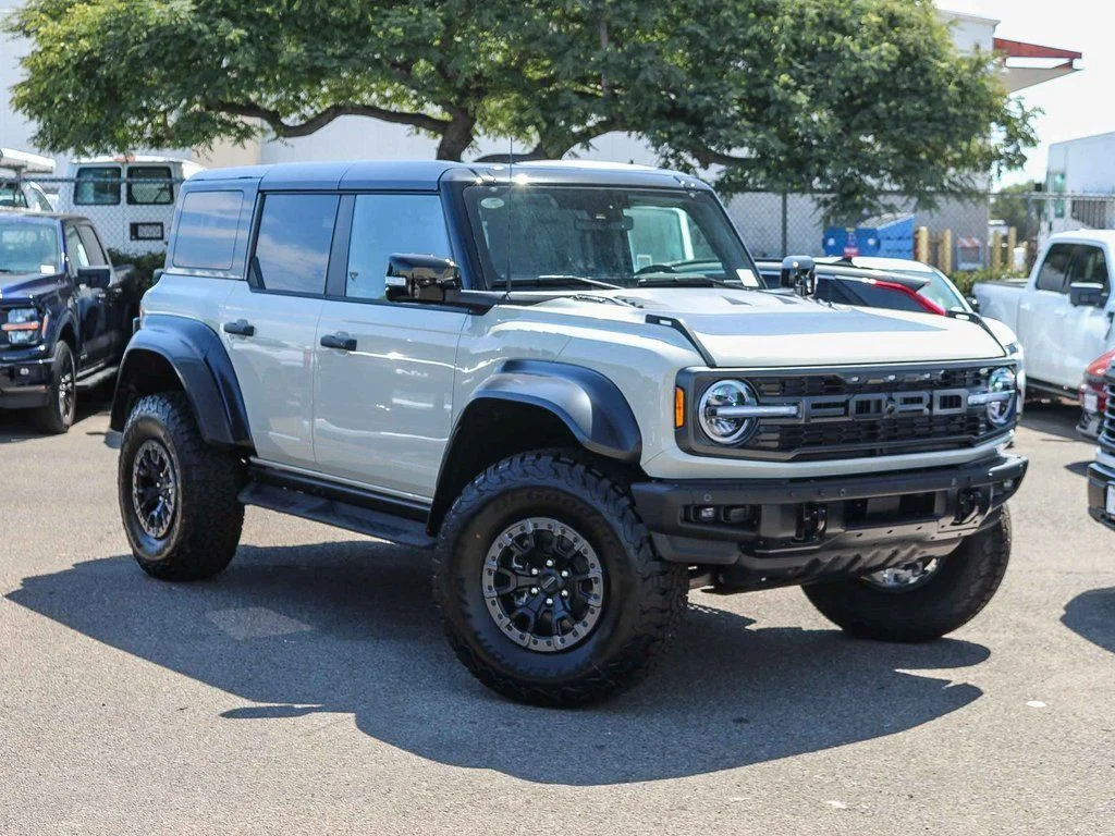 2025 Ford Bronco Raptor 4x4's photo